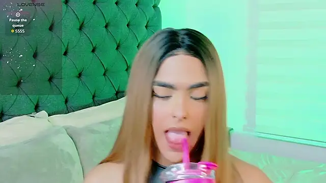 Scarlethvhonparker online show from 03/02/26, 01:39