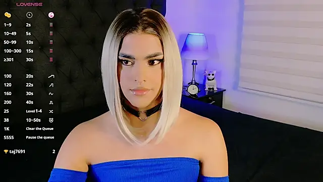 Scarlethvhonparker online show from 04/24/26, 03:30