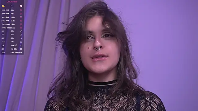 LumiNika online show from 06/30/26, 04:07