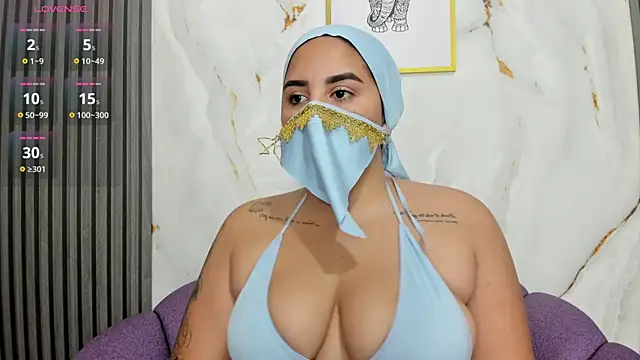 Nadia Sammur online show from 06/14/26, 02:19