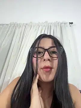 Snapshot of Lunna_Elisa chatting on 08/08/26, 03:13 Lunna Elisa online show from 08/08/26, 03:13