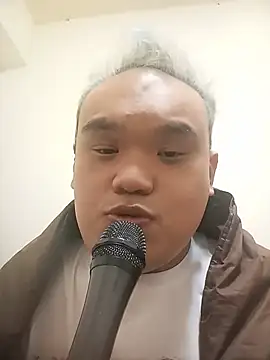 hank820927 online show from 06/12/26, 07:11