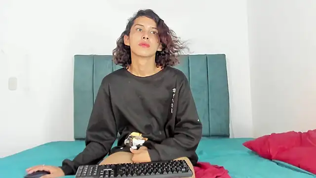 dakotadolly online show from 07/14/26, 02:05
