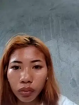 uwannataste online show from 06/18/26, 01:15
