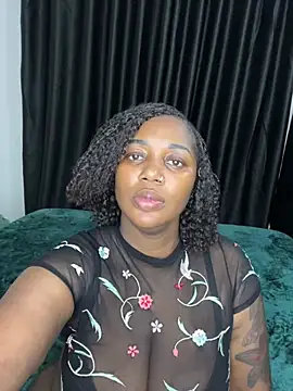 Honeylust26 online show from 06/25/26, 05:12