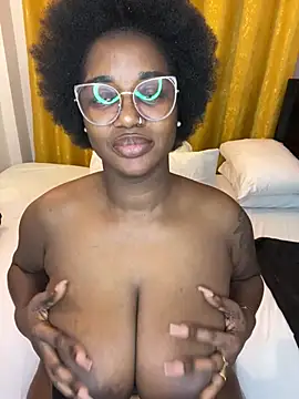 Honeylust26 online show from 07/28/26, 03:21