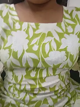 Bold-Divya1 online show from 06/14/26, 04:08