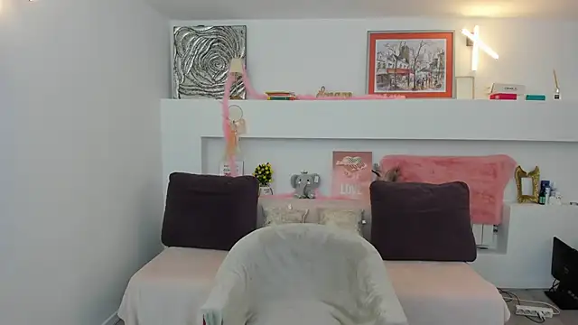 Serennaax online show from 06/13/26, 03:59