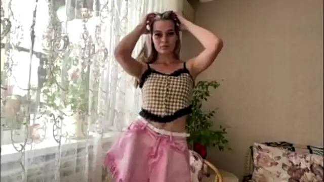 Linalk flor online show from 06/14/26, 12:06