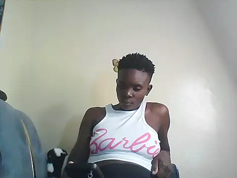 cutechocolate online show from 06/15/26, 09:36