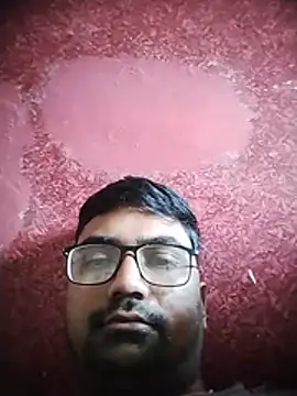 Snapshot of dhirusury050625 chatting on 07/30/26, 06:01 dhirusury050625 online show from 07/30/26, 06:01