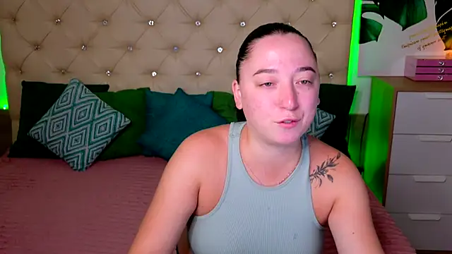 AVA MAXIMUS online show from 07/13/26, 04:45