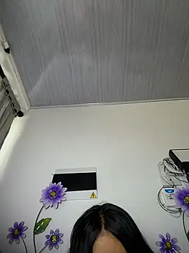 Snapshot of Celeste_1Sweet chatting on 07/08/26, 01:23 Celeste 1Sweet online show from 07/08/26, 01:23