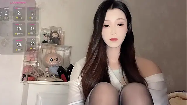 9Zoe- online show from 06/13/26, 12:03