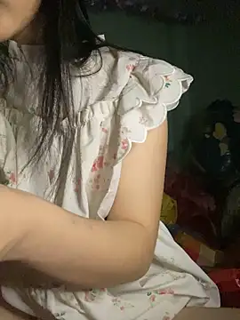 Snapshot of Cerry-cc chatting on 06/12/26, 04:16 Cerry-cc online show from 06/12/26, 04:16