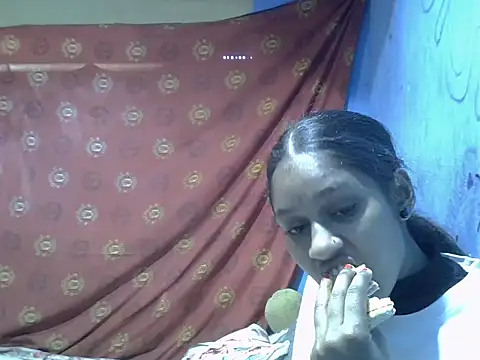 Snapshot of indianbeauty980 chatting on 07/25/26, 01:39 indianbeauty980 online show from 07/25/26, 01:39