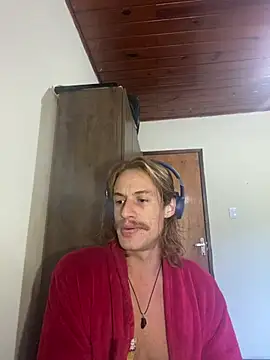 ruivofloripasecrets online show from 06/17/26, 04:28
