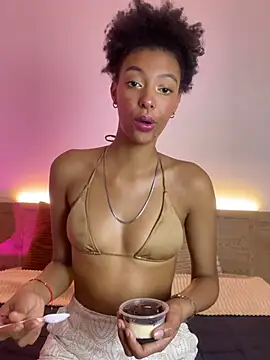 Kiara Kamau XXX online show from 07/10/26, 12:16