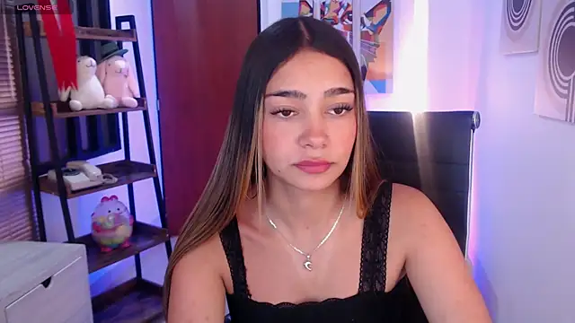 Snapshot of sahara_9 chatting on 07/16/26, 07:44 sahara 9 online show from 07/16/26, 07:44