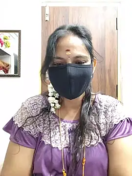 Snapshot of Tamil_white_beauty chatting on 07/09/26, 05:56 Tamil white beauty online show from 07/09/26, 05:56