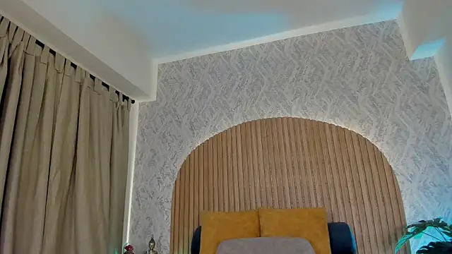 Victoria Blake  online show from 07/29/26, 03:50