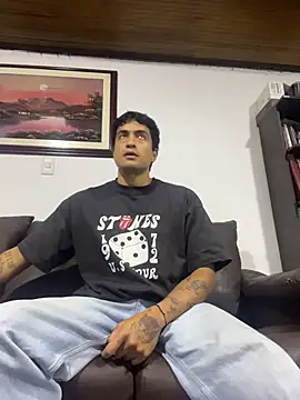 Crisloverrr online show from 07/06/26, 01:34