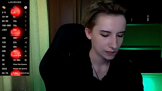 Snapshot of _Shadow_devil__ chatting on 06/18/26, 02:44 Shadow devil online show from 06/18/26, 02:44