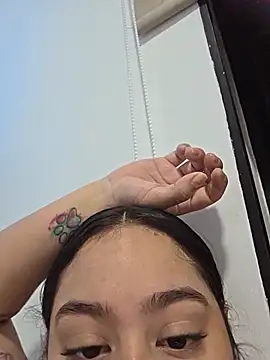 Snapshot of aisha_duque_ chatting on 07/09/26, 12:44 aisha duque online show from 07/09/26, 12:44