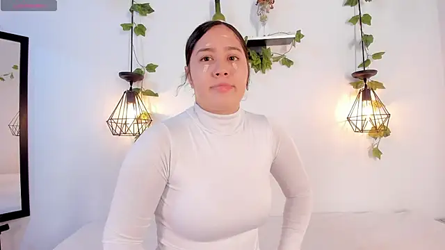 Snapshot of aisha_duque_ chatting on 06/26/26, 08:47 aisha duque online show from 06/26/26, 08:47