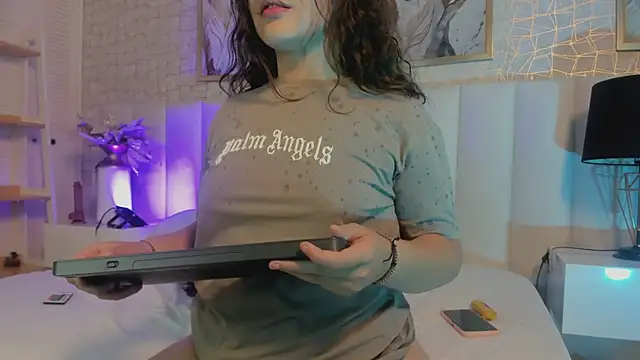 sofia vance online show from 07/11/26, 05:52
