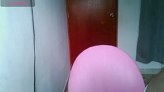 Snapshot of blackytibae chatting on 08/09/26, 01:39 blackytibae online show from 08/09/26, 01:39
