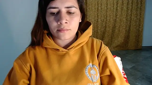 Snapshot of Luna_zoe chatting on 08/02/26, 01:37 Luna zoe online show from 08/02/26, 01:37