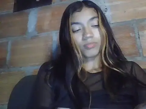 canelita0510 online show from 06/18/26, 05:17