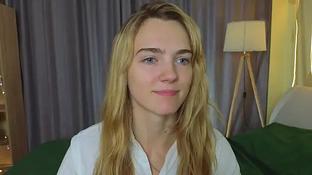 MarielRoloson online show from 07/04/26, 07:07