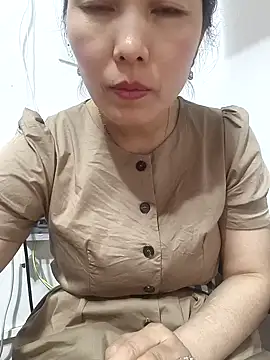 Snapshot of waohb chatting on 06/13/26, 02:31 waohb online show from 06/13/26, 02:31