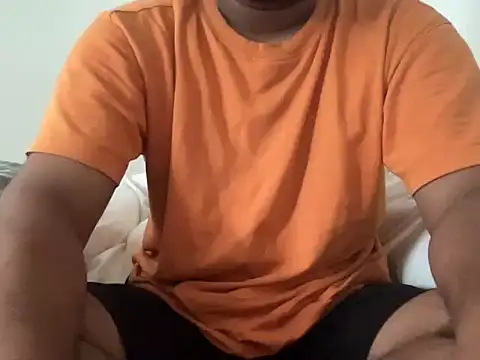 bobgot17cm online show from 06/20/26, 10:53