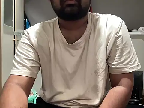 bobgot17cm online show from 07/06/26, 08:44