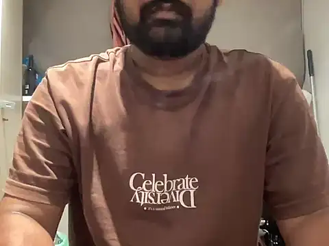 bobgot17cm online show from 07/15/26, 10:17