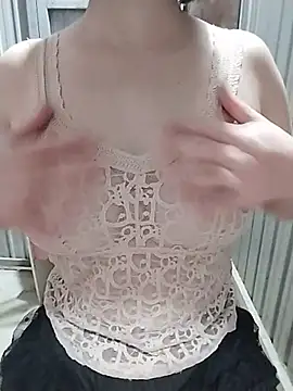 Snapshot of sexy_girll2k chatting on 07/26/26, 01:51 sexy girll2k online show from 07/26/26, 01:51