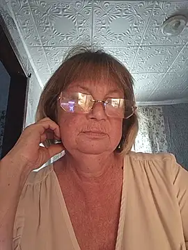 MilashkaCutie50 online show from 06/19/26, 03:12