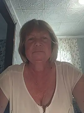 MilashkaCutie50 online show from 06/25/26, 03:15