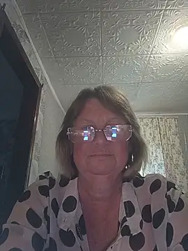 MilashkaCutie50 online show from 07/15/26, 02:40
