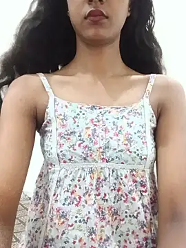 Snapshot of kavita_45 chatting on 07/07/26, 07:06 kavita 45 online show from 07/07/26, 07:06
