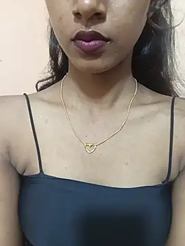 Snapshot of kavita_45 chatting on 06/27/26, 05:19 kavita 45 online show from 06/27/26, 05:19