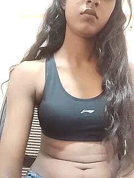 Snapshot of kavita_45 chatting on 06/17/26, 01:32 kavita 45 online show from 06/17/26, 01:32