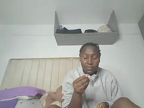 naughty amber5 online show from 07/01/26, 08:36