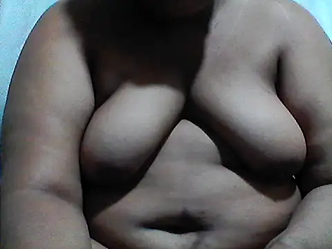Angelsweee online show from 06/18/26, 06:35