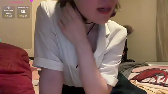Hilda Valentine online show from 07/24/26, 08:16
