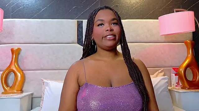 EbonyHenner online show from 06/19/26, 12:00