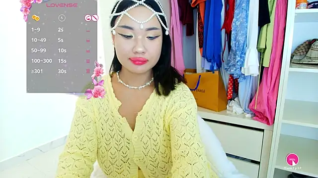 AsianLumi online show from 08/01/26, 03:43